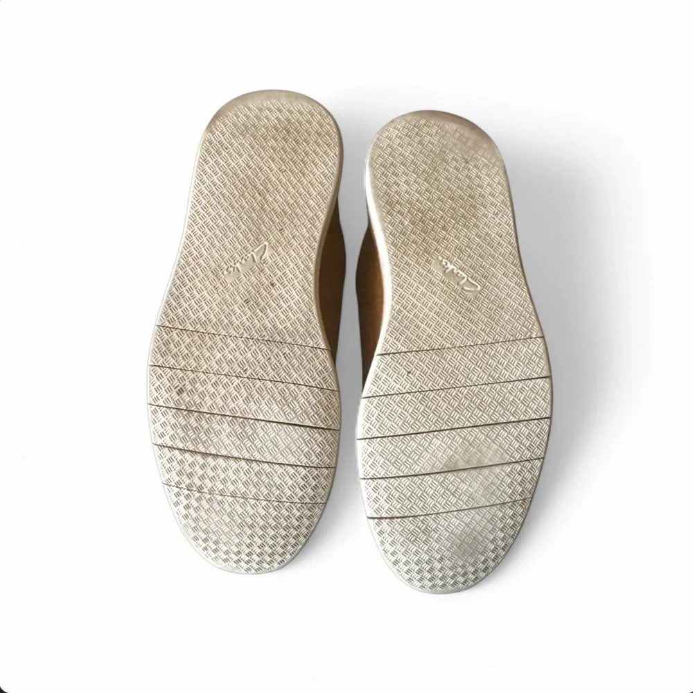 Clarks Forge Run Tan Suede Slip-On Shoes | Men’s 7.5